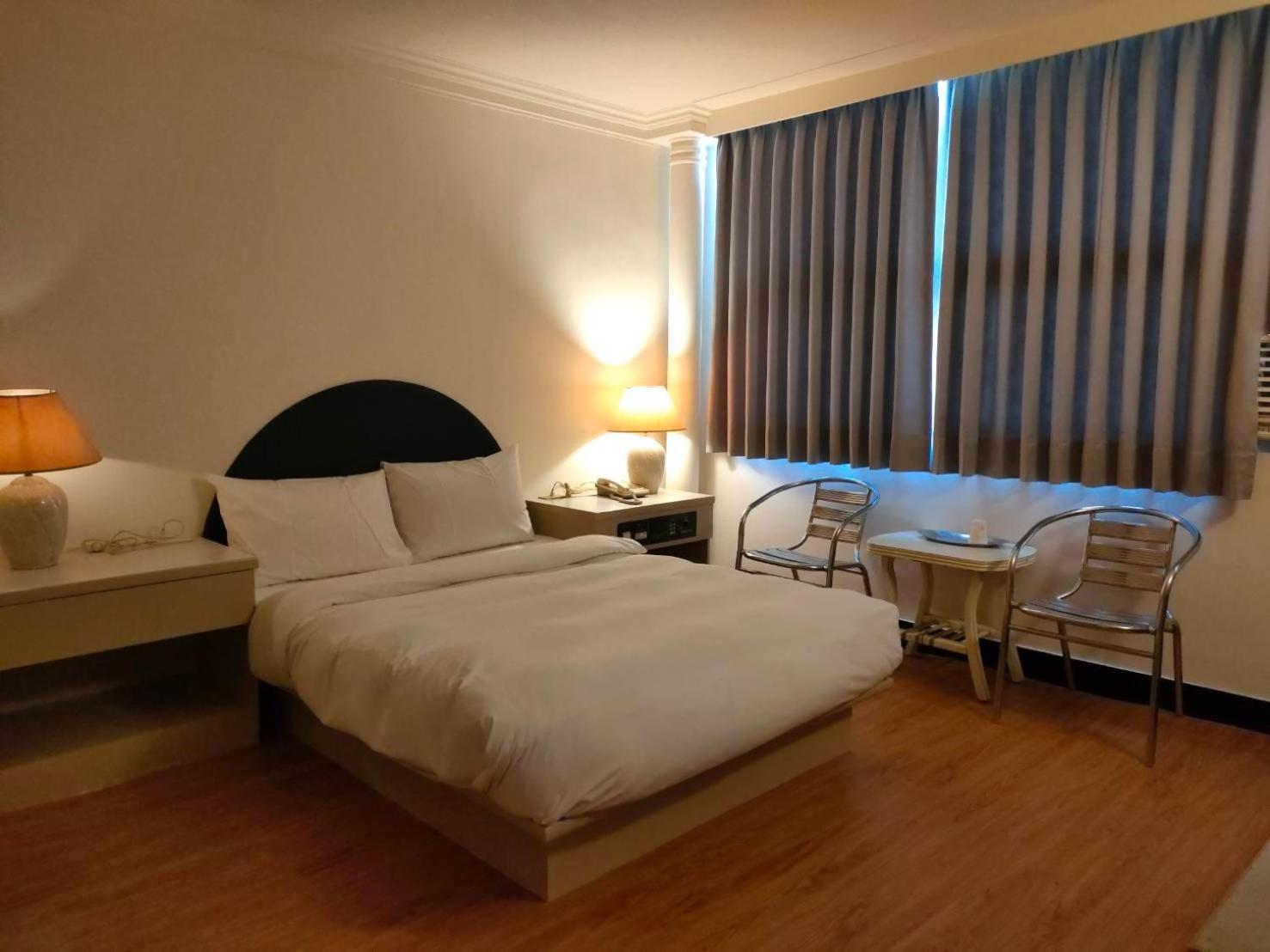 DC Hotel Taichung Eksteriør billede